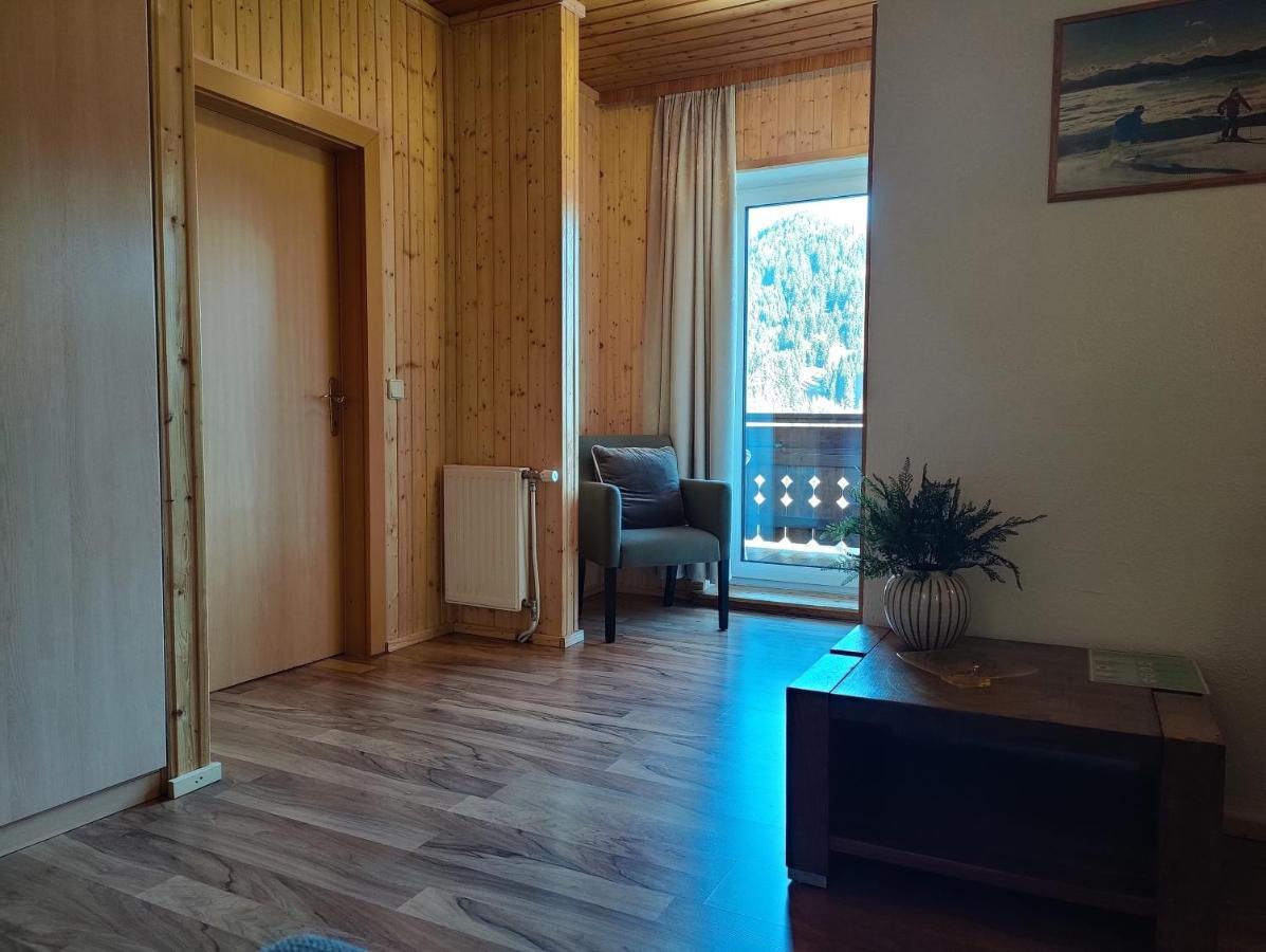 Pension Almhof Afritz Exterior foto