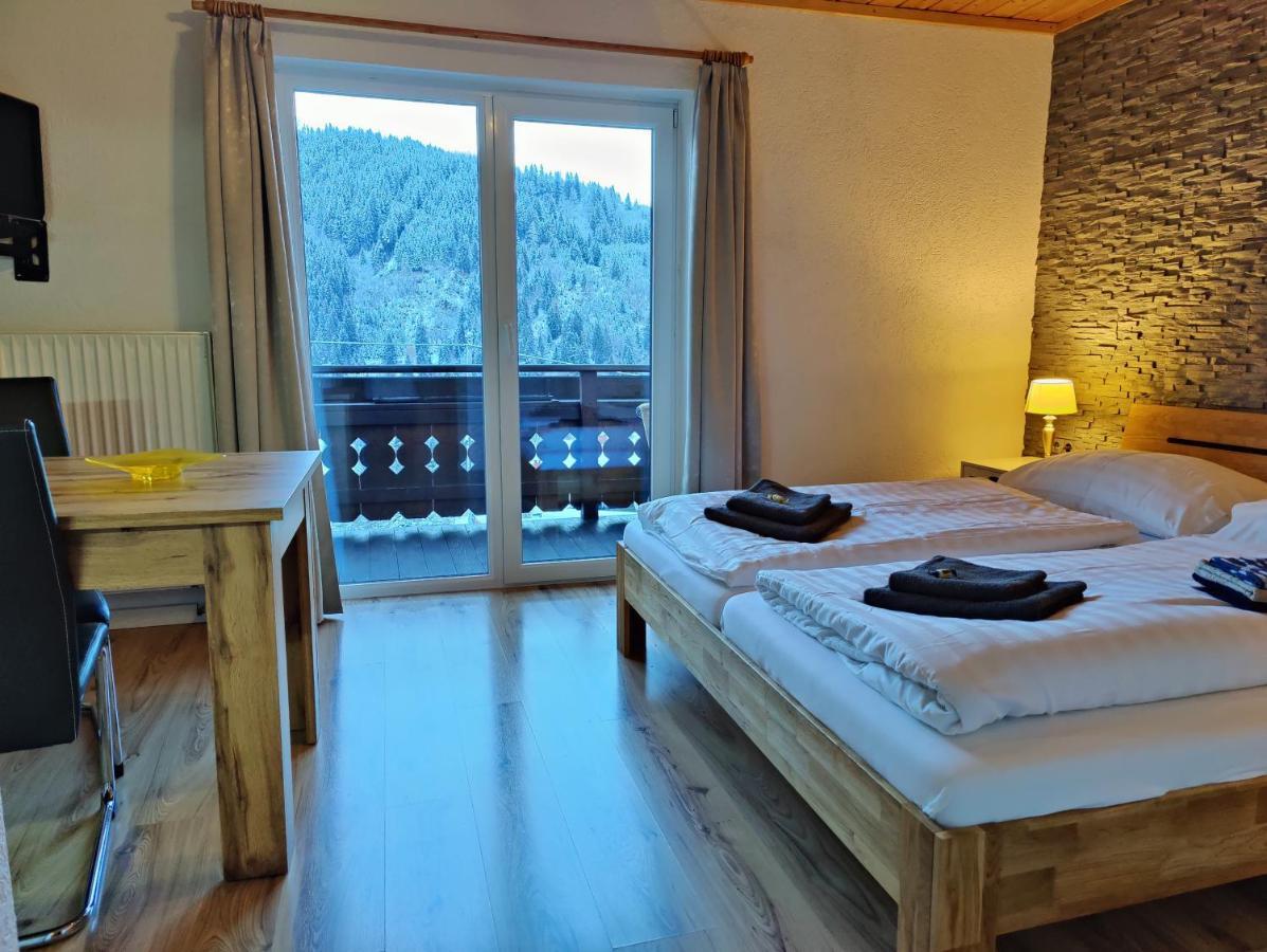 Pension Almhof Afritz Exterior foto